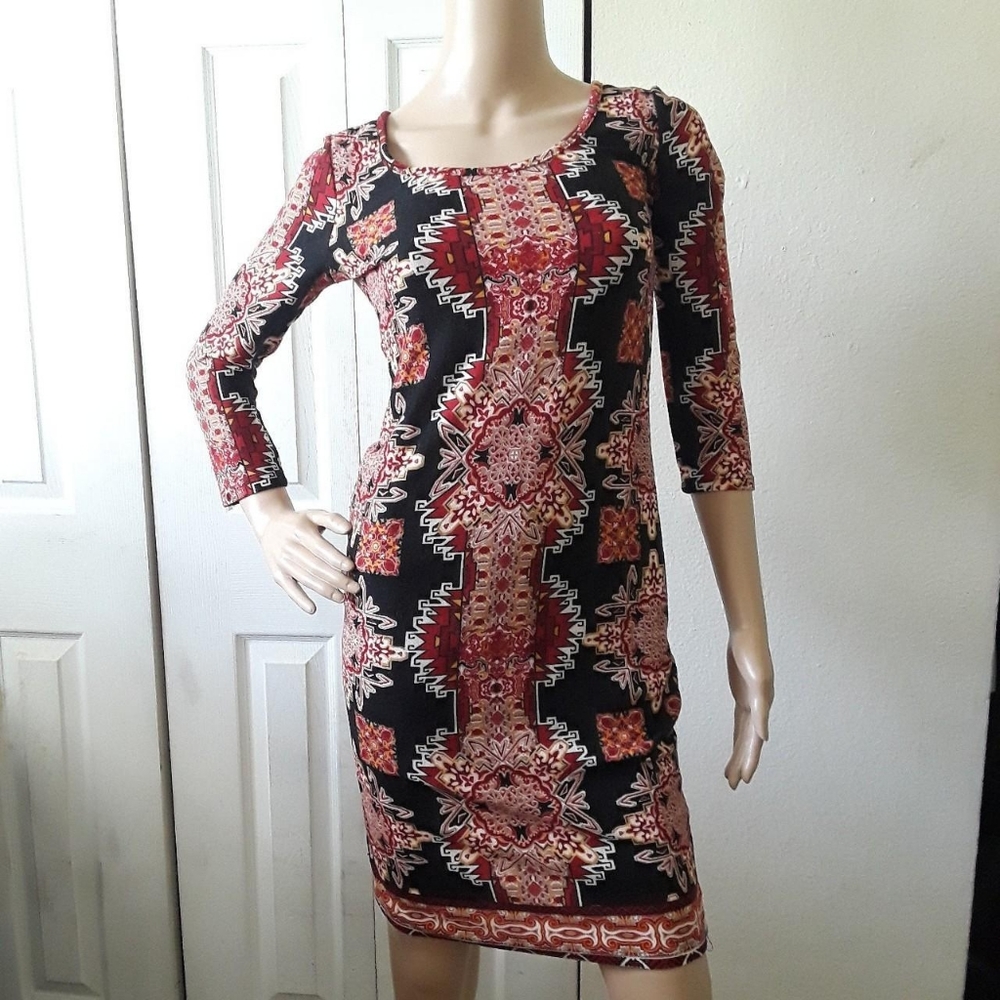 Love Ari Black and Red Long Sleeve Mosaic Fitted Bodycon Mini Dress